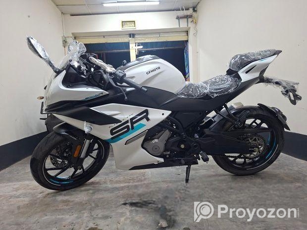 CF MOTO 300SR 2025
