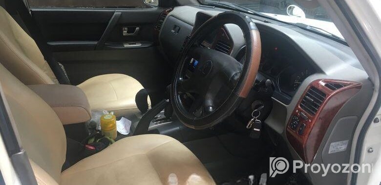 Mitsubishi Pajero v6-Full Fresh 2004