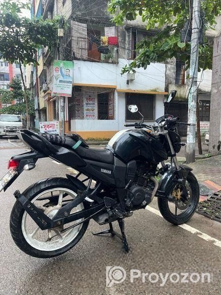 Yamaha FZS fresh 2015