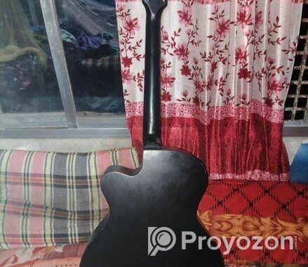 Guitar for sale