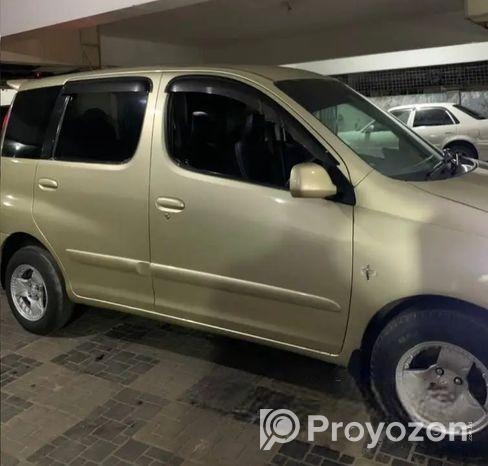 Toyota Fun Cargo G 1.3L 2005