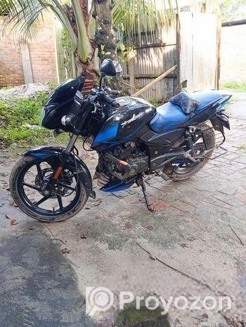 Bajaj Pulsar 150 . 2022