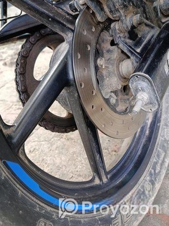 Bajaj Pulsar 150 . 2022