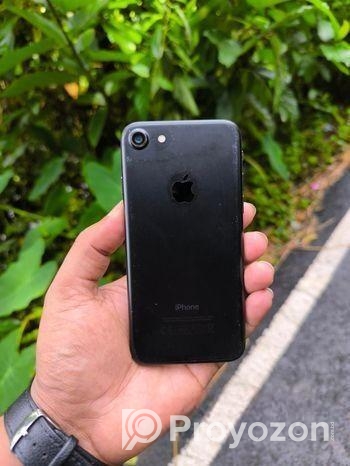 Apple iPhone 7 128 (Used)