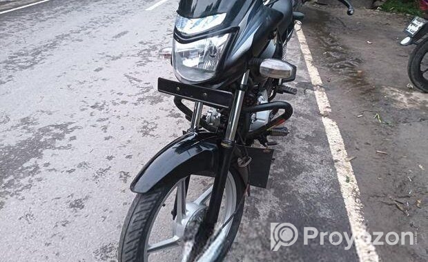 Bajaj Platina 100 . 2020