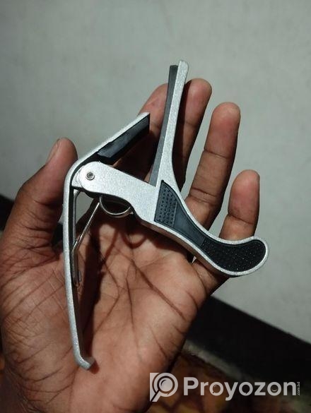 উকুলেলে (Ukulele)