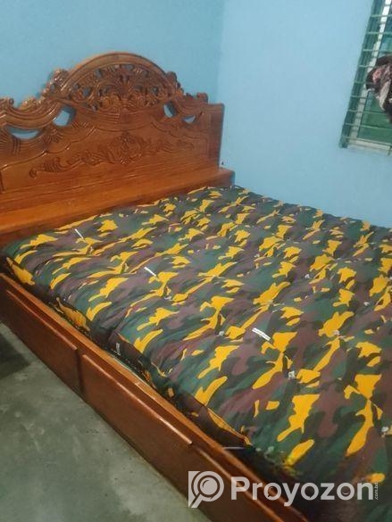 ৬/৭ফিট Bed