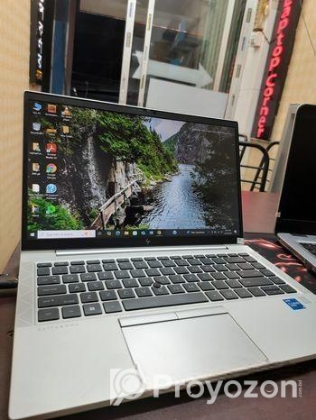 INTEL IRIS XE HIGH QUALITY GRAPHICS** 11TH GENERATION** 256/16GB