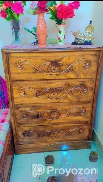 কাঠের ওয়ারড্রব বিক্রি হবে