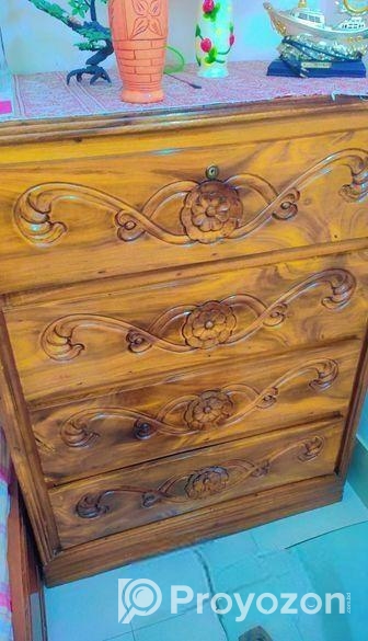 কাঠের ওয়ারড্রব বিক্রি হবে