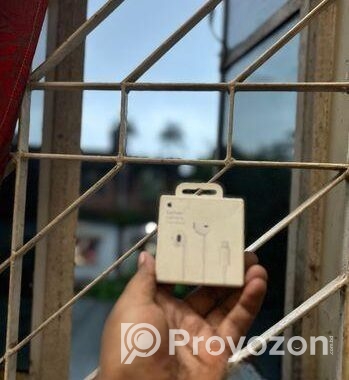 Offical Apple Eairphone