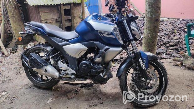 Yamaha FZS V3 . 2022