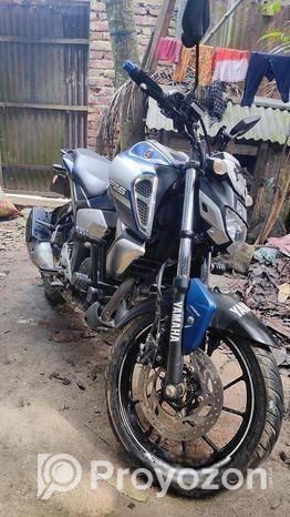 Yamaha FZS V3 . 2022