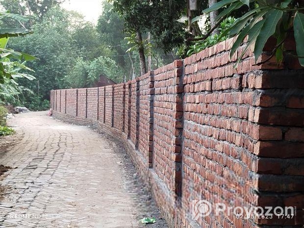 বাড়ি বিক্রি করবো (টিনসেড বিল্ডিং) ৪৮শতাংশ জমিসহ মাদারীপুর সদর