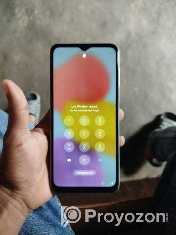 Samsung Galaxy M13 4-64 gb (Used)