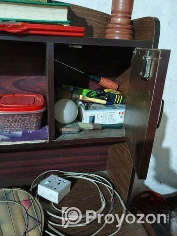 পড়ার টেবিল আর্জেন্ট সেল হবে