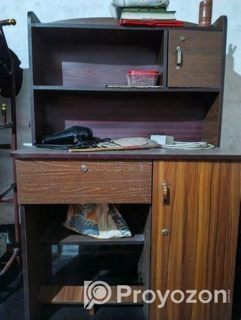 পড়ার টেবিল আর্জেন্ট সেল হবে