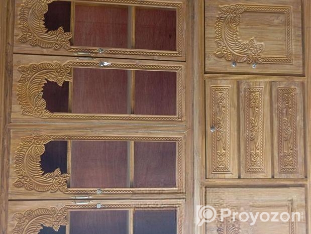 সেগুন কাঠের তৈরি ওয়াল শোকেস