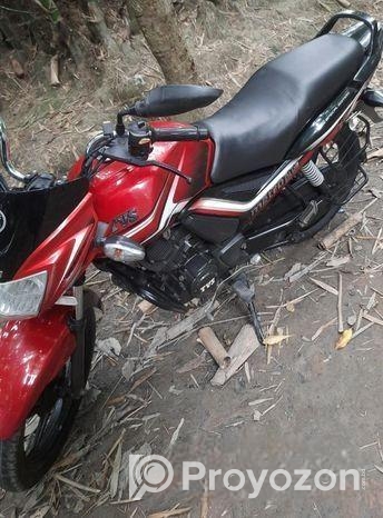 TVS Metro Plus . 2020