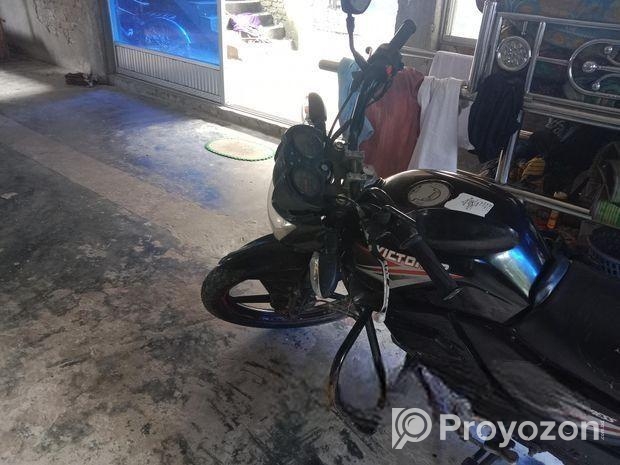 Victor-R V-80 Xpress . 2000