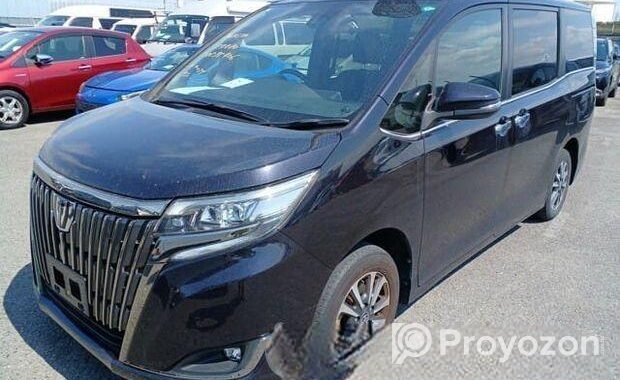 Toyota Esquire GI PREMIUM 2020