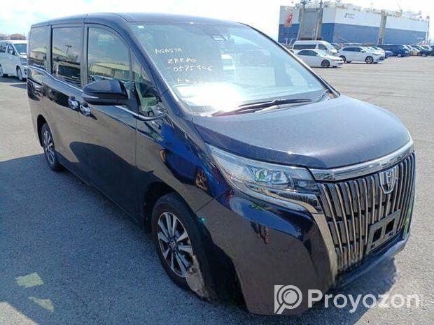 Toyota Esquire GI PREMIUM 2020