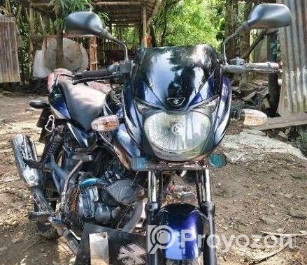 Bajaj Pulsar 150 . 2019