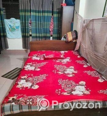 Regal bed 5′ feet by 7′