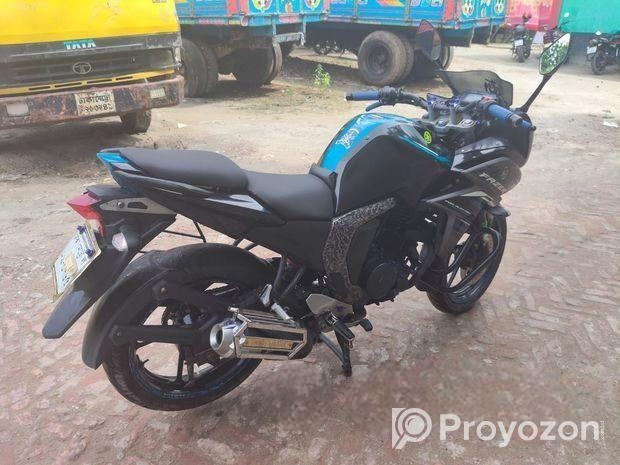 Yamaha FZS . 2017