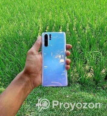Huawei P30 Pro . (Used)