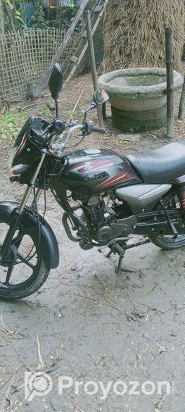 Bajaj Platina 100 . 2015