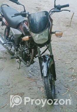 Bajaj Platina 100 . 2015