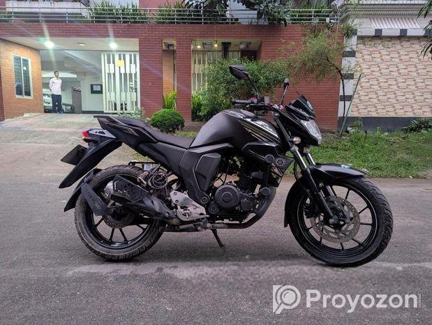 Yamaha FZs Fi v2 2024