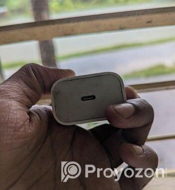 Apple Khub Valo Cargar (used)