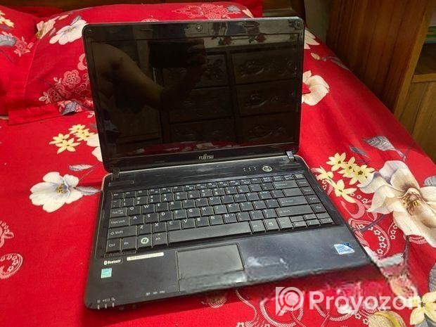 Fujitsu Laptop Lh531