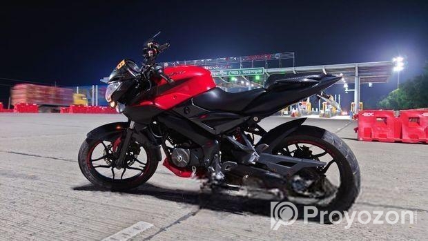 Bajaj Pulsar NS 160 . 2019