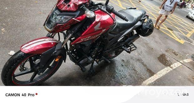 Honda X Blade . 2021