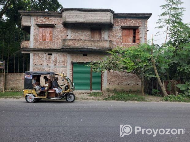 যশোরে ৪৯ শতাংশ জমি সহ দ্বিতল ভবন বিক্রয়।