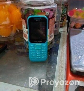 Samsung Guru Music 2 . (Used)