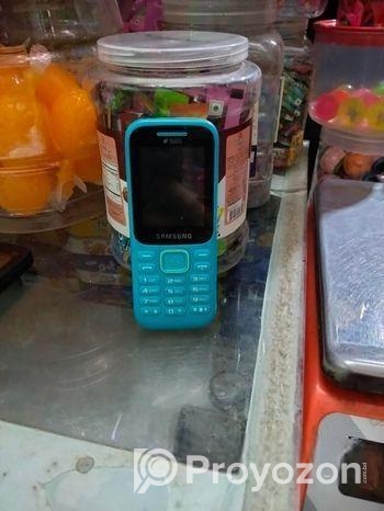 Samsung Guru Music 2 . (Used)