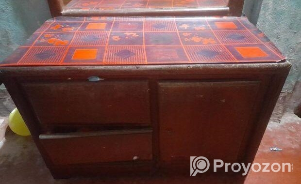 Dressing table