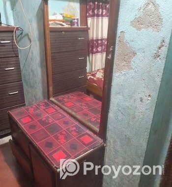 Dressing table