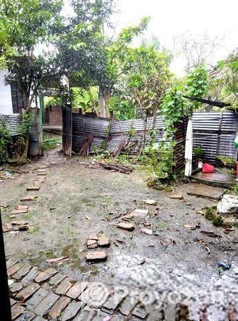 তিন কাঠা জমি সহ বাড়ি বিক্রয় করা হবে।