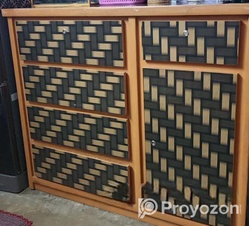 খাট এবং ওয়ারড্রব