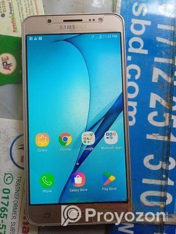 Samsung Galaxy J5 2-32 (Used)