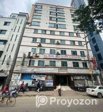 ফ্ল্যাট সাইজ: ১১৩৫ স্কয়ার ফিট