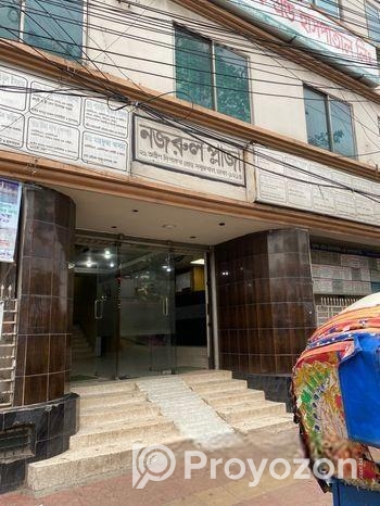 ফ্ল্যাট সাইজ: ১১৩৫ স্কয়ার ফিট