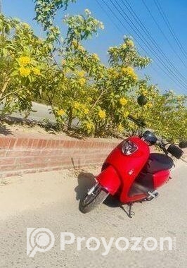 Yadea M6 E Bike 2023