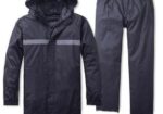 একটি রেইনকোট (Rain coat) বিক্রি করা হবে।