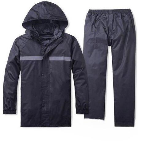 একটি রেইনকোট (Rain coat) বিক্রি করা হবে।